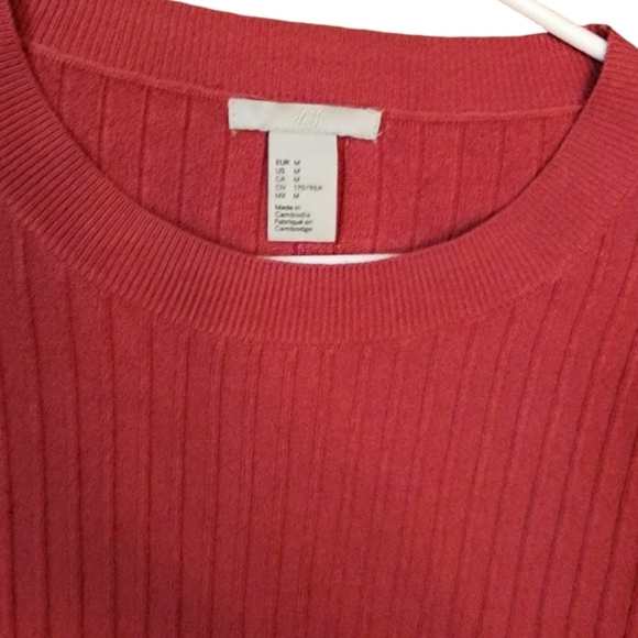 Ribbed Crewneck Sweater - Picture 7 of 9